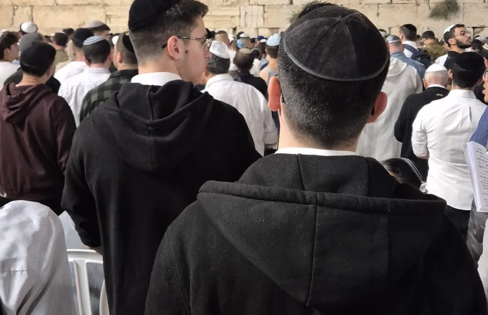 גלריה - אלול בין החומות