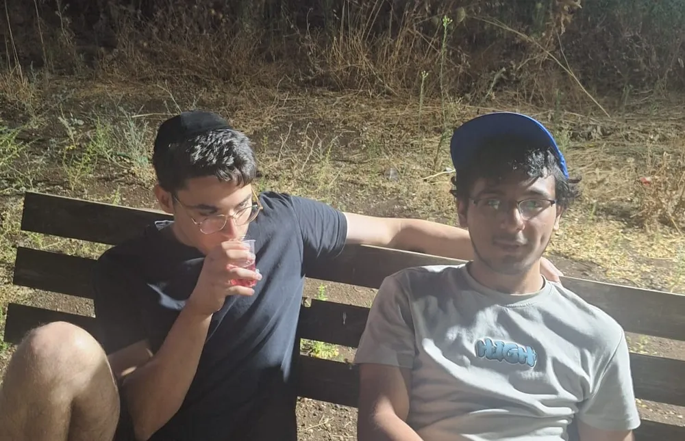 גלריה - ירדנו אל הנהר