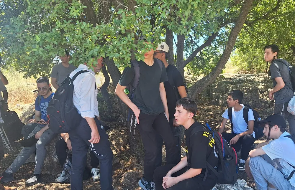 גלריה - ירדנו אל הנהר