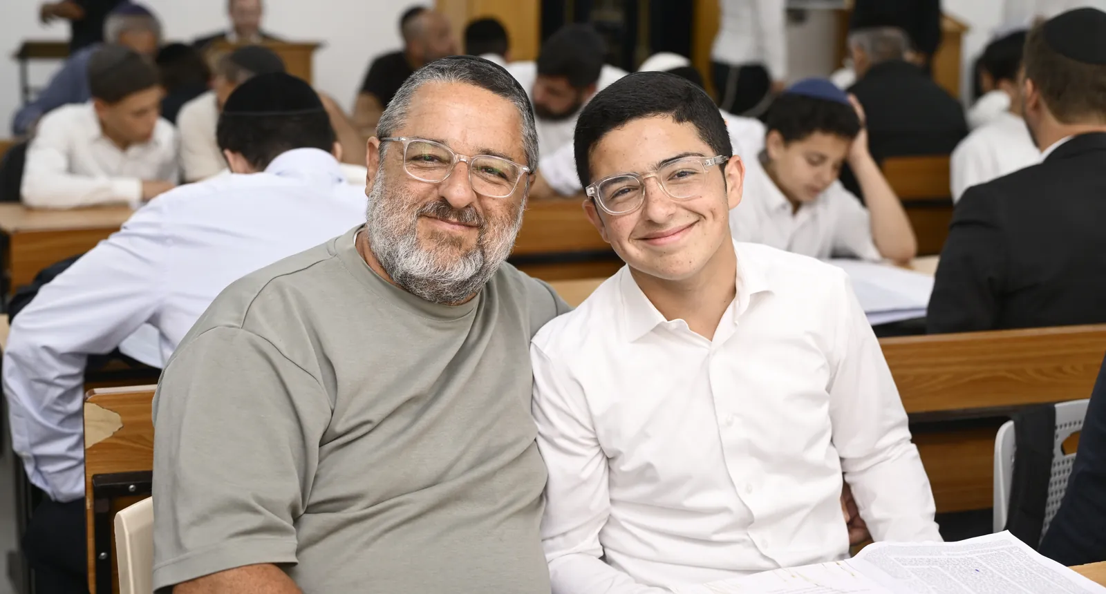 אבות ובנים לקראת חג השבועות - זיו אור נתניה