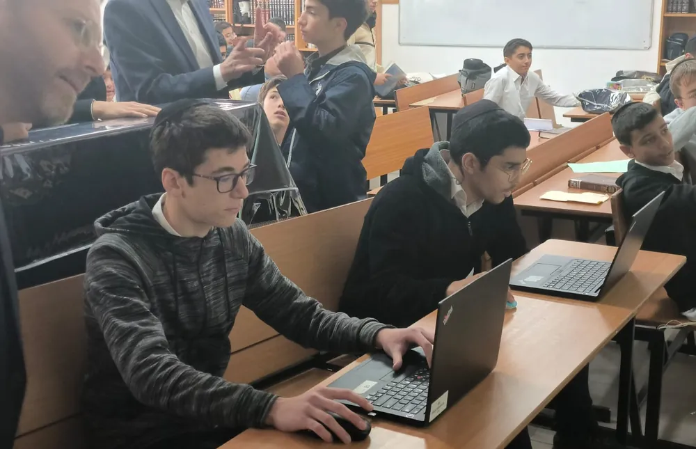 פעילות כיתתית - הגמרא מדברת ארמית