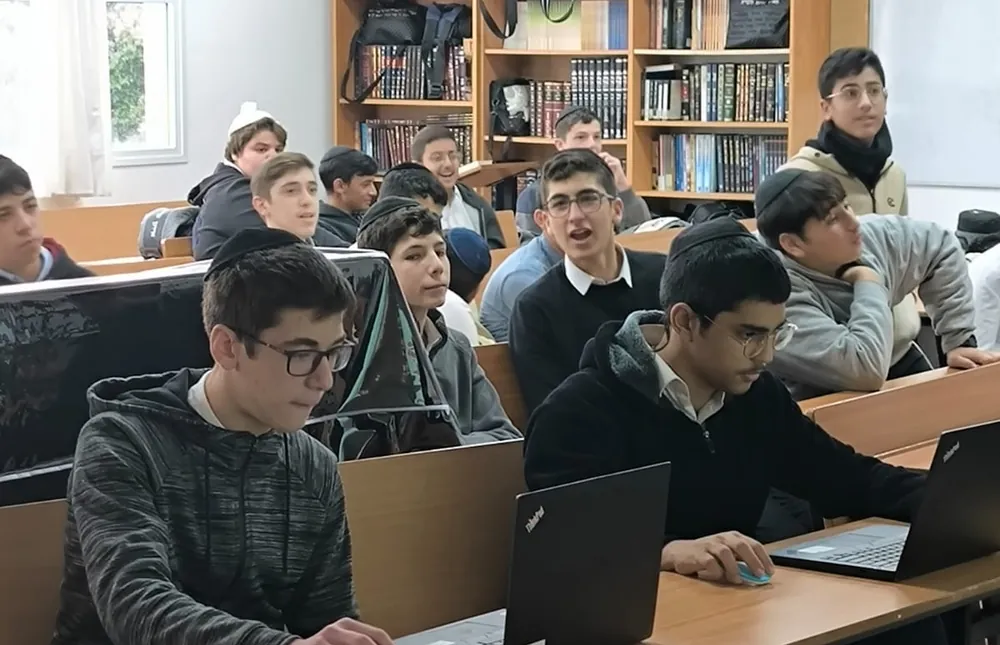 פעילות כיתתית - הגמרא מדברת ארמית
