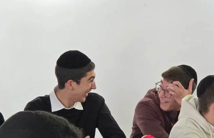 טקס הגמר באולם - גמר אור ההלכה