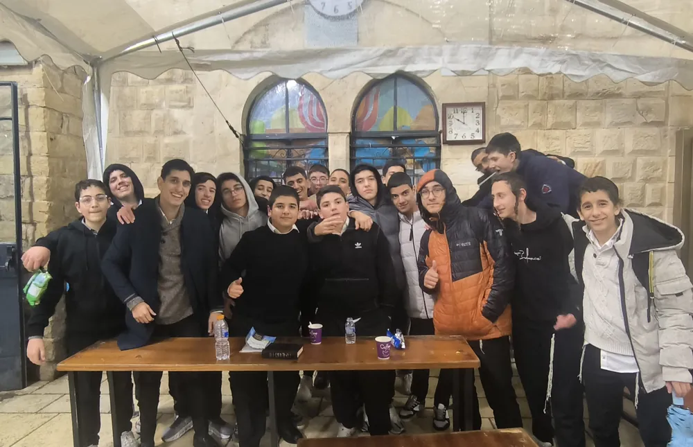 נסיעה ופעילות גיבוש - ההתמדה עלתה לאוטובוס